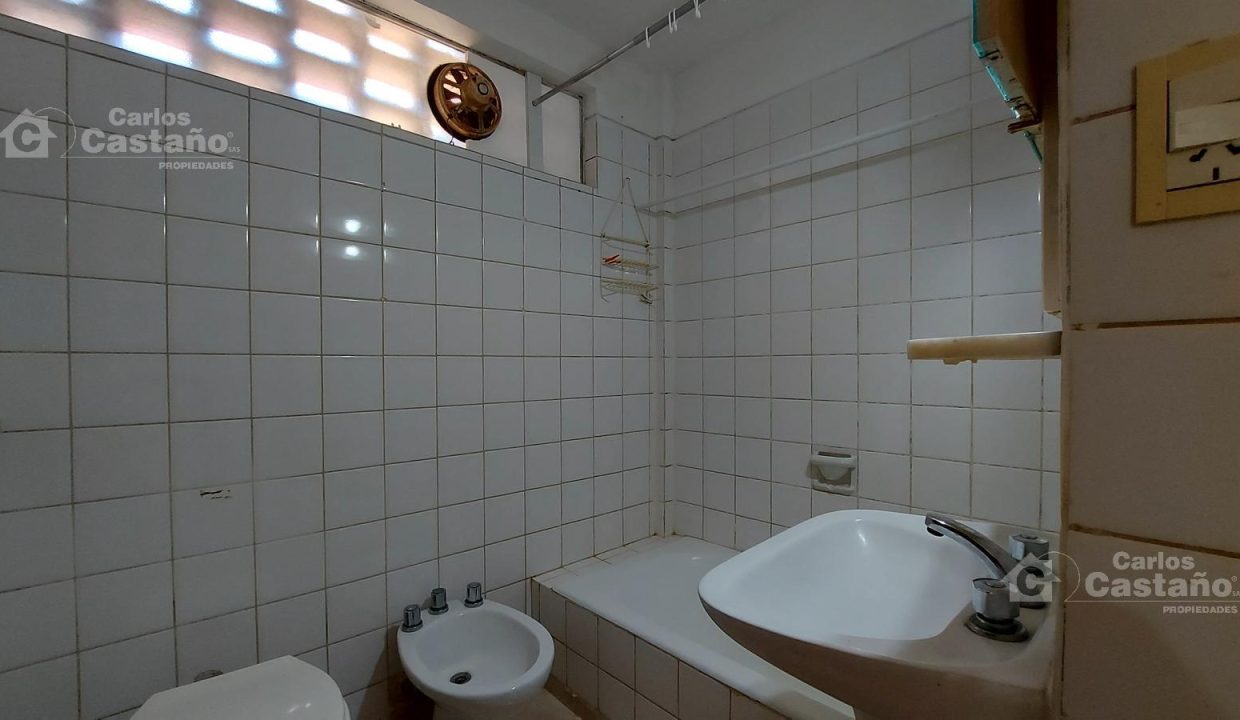 5523744_38148965797576833099213762629469086417789081933301936990159936379155835895739