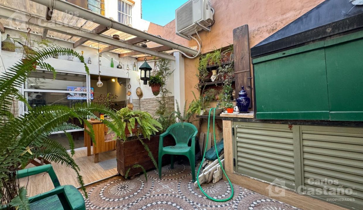 6329476_20642190255690859718511160317733358340394569285152699101284089552447947732163