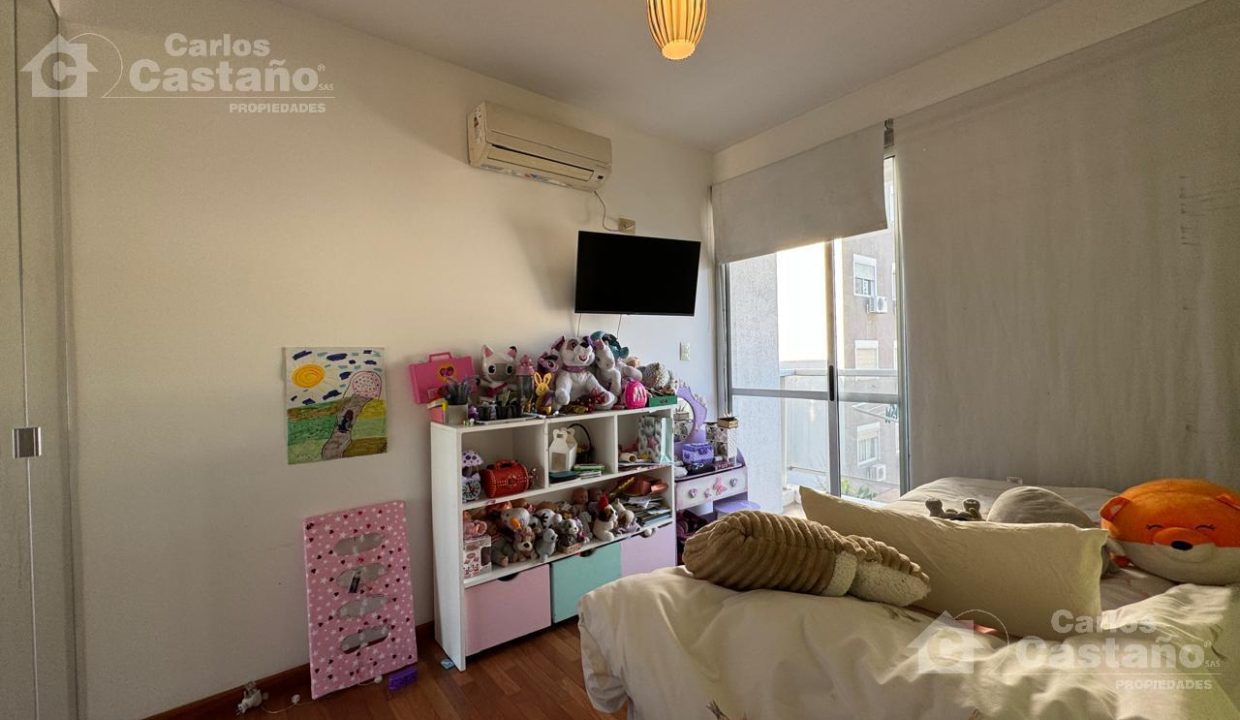 6703377_25091726170587900062107583513252362135400781688058897679029739909969996733250