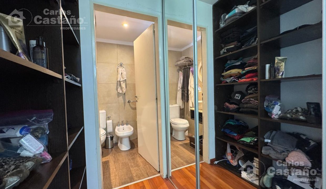 6703377_53392747742698726520022318756086180137789860363181229988757688459999894982215