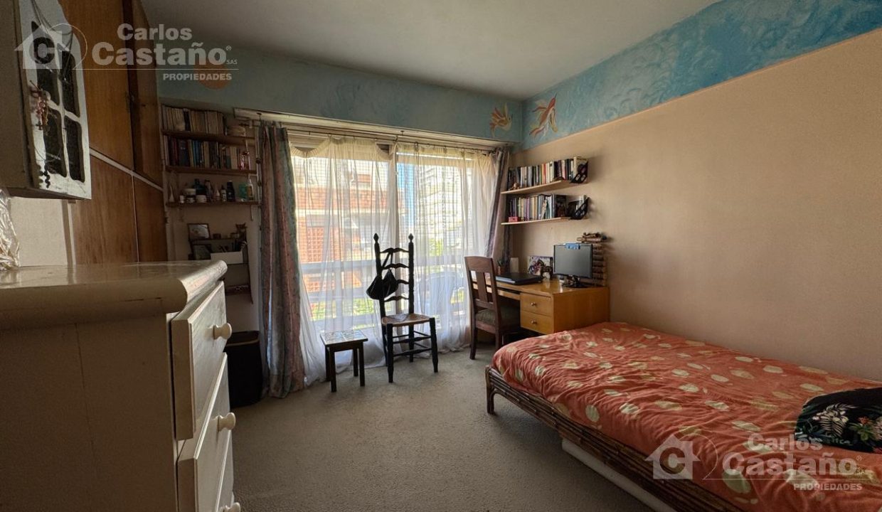 6756371_77897730986217038489100108418344344080306708065263219872942862647532071692696