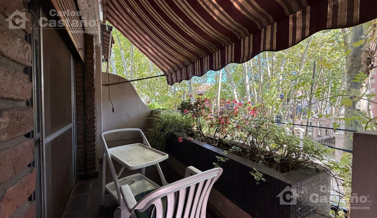 6833453_10294947964361771671634782168289243288093712574191248335416365978218856786614