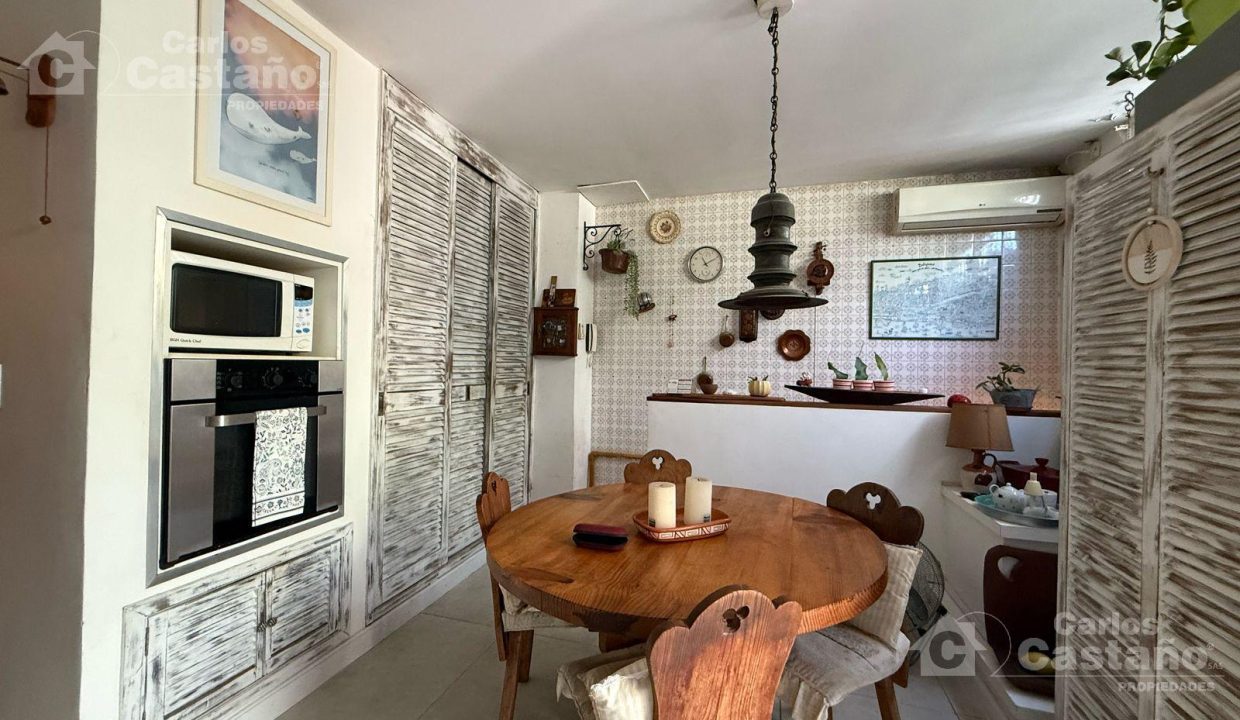 6833453_92640199381561660630158801999056240652588750764396718206498475003641354188320