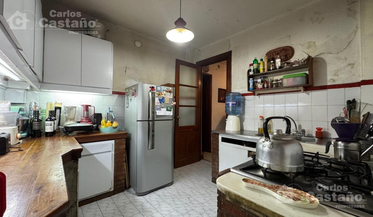 6935175_80780031885814906935708810790669838515353824899509562943061144680513965898121