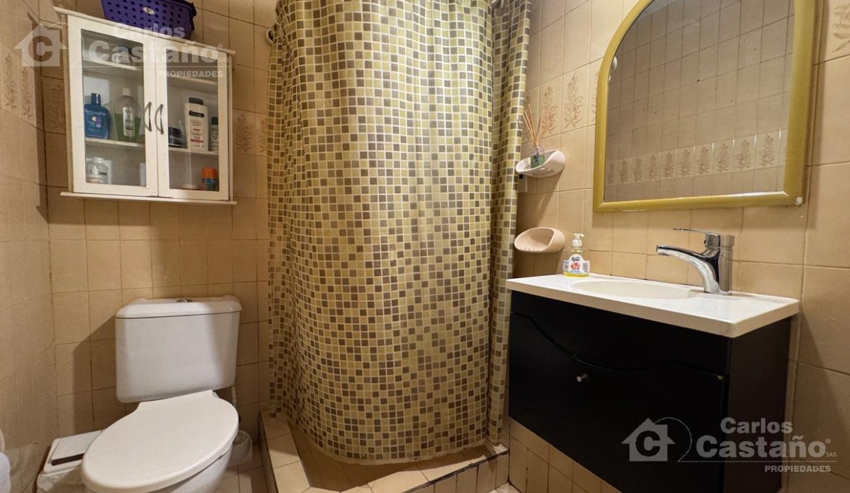 6935175_81953762557197630162636582351239848666205923816093128804430079863500958221281