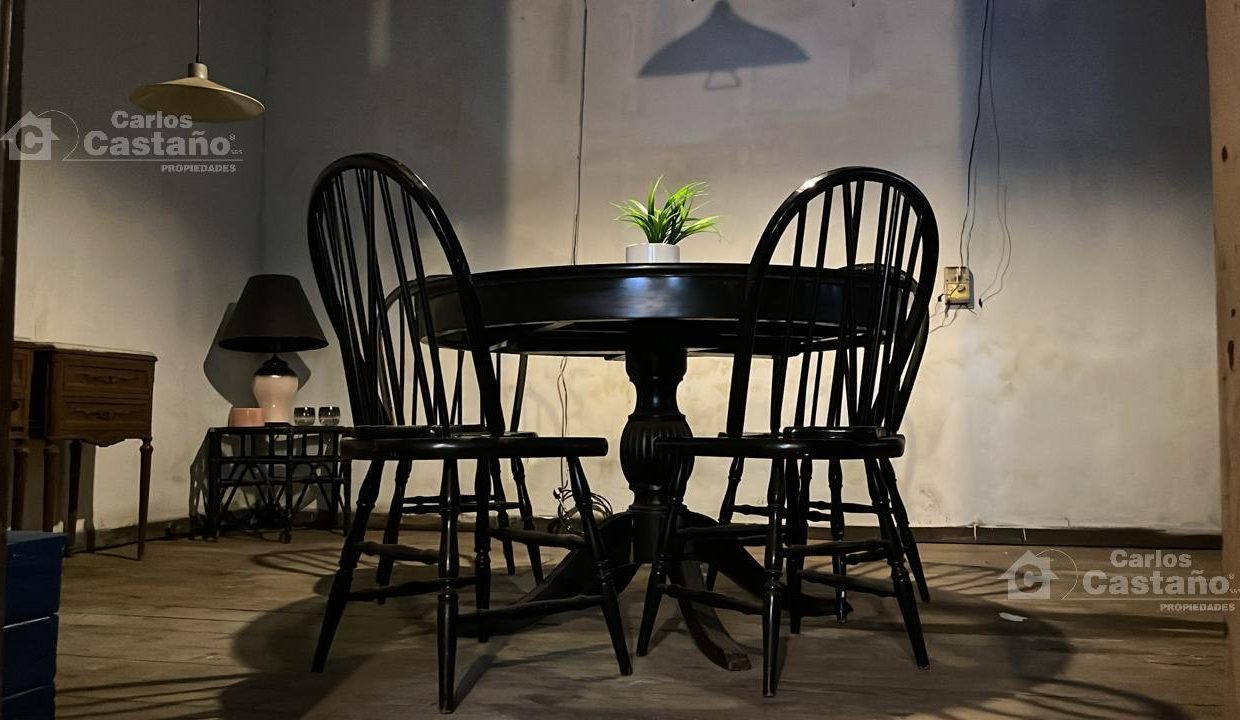 6935327_81606989082588749827341312030152371595429736545039094205200932483171516405154