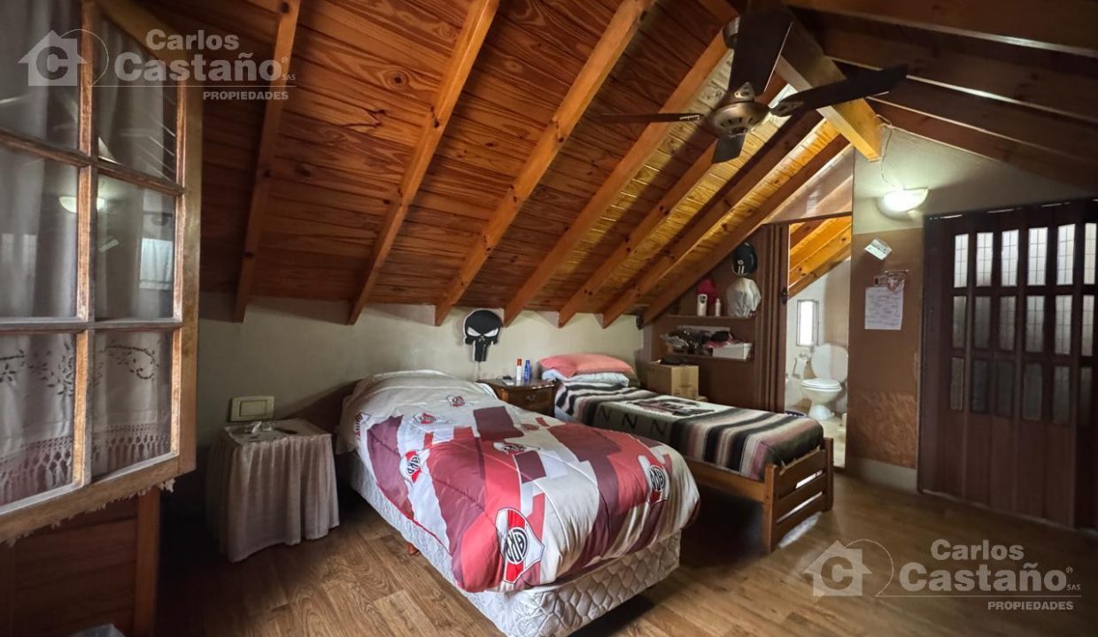 6994961_104393005413910480447002008857887073776615701590200422999240777683253388601077