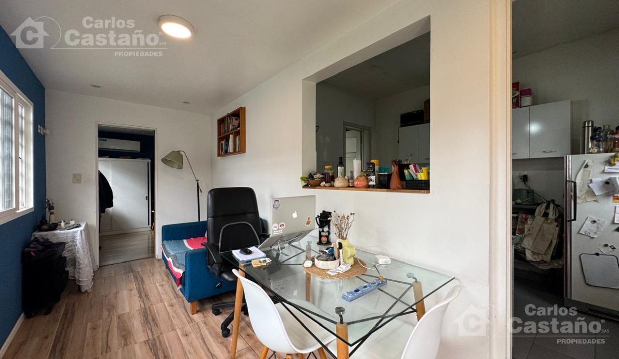 6994961_16109795662017170926747675345487985321470710821664945800874576635651194109043