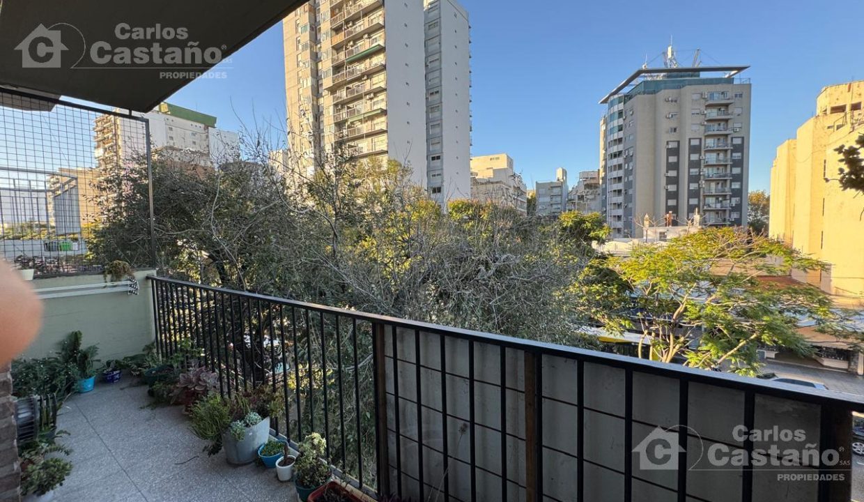 7003337_7066278829969948546555474150441395013860084077227513075120675623081221575808