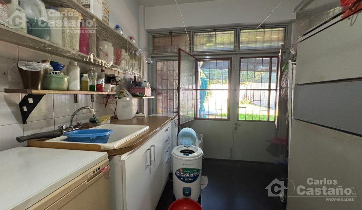 7003446_88873800115787091233119091132724566996550901866999367598434155765464104649659