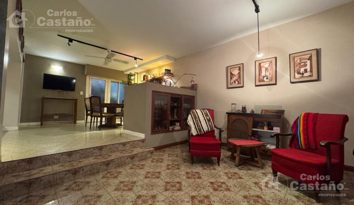 7003501_112822828858852122165628133450544489633798736957115532004130989253649663571868