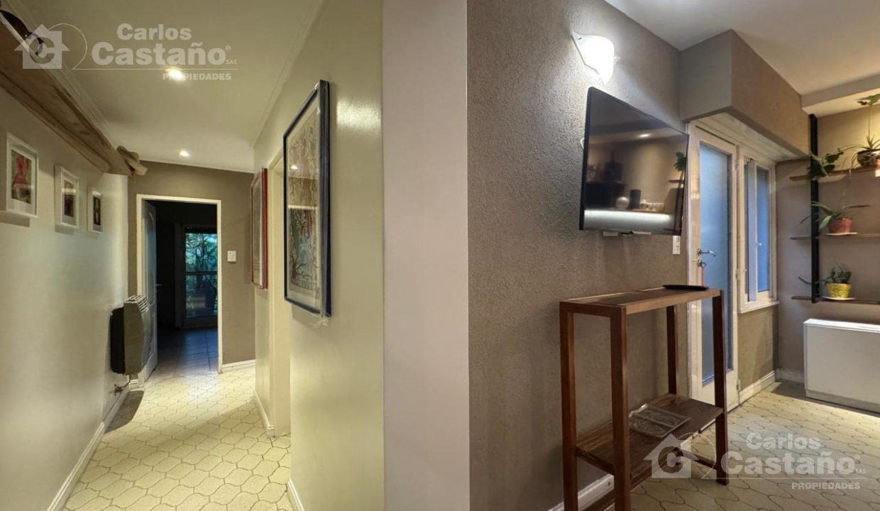 7003501_24685915973533899681376006382345429886709048735664403222178886806225860869329