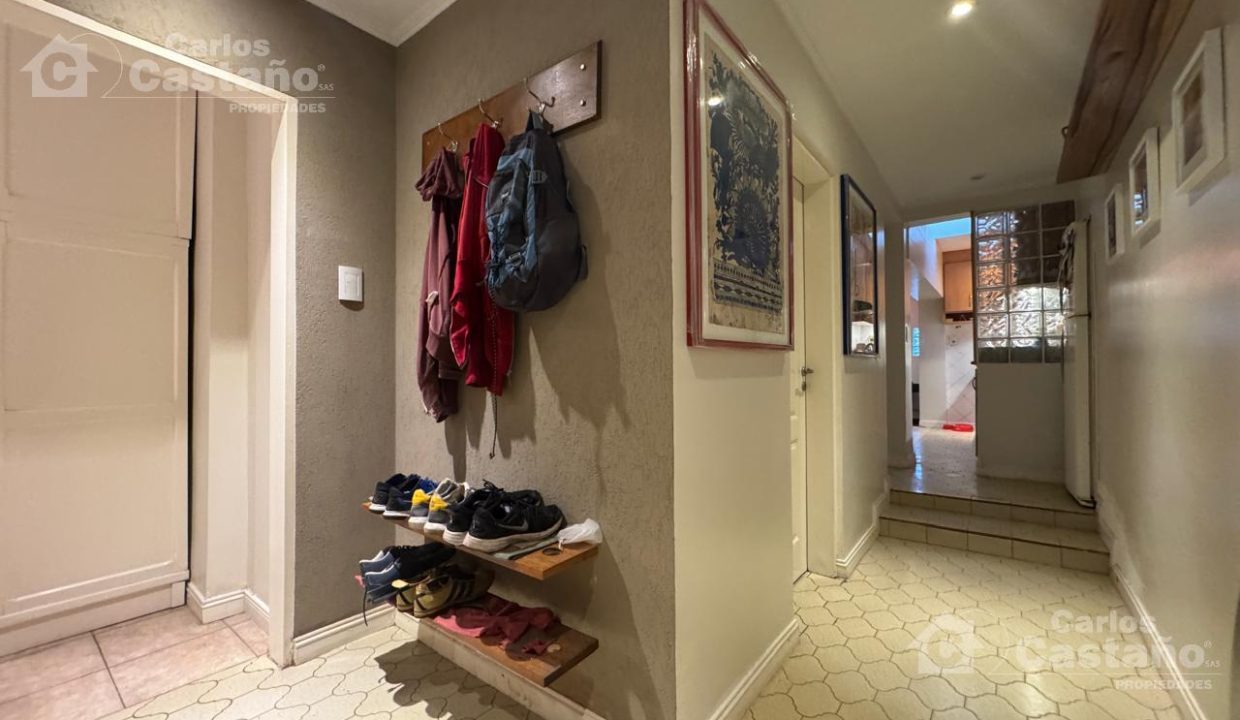 7003501_35451605218369126720914056787726364126010866291896517264824291918968260444355