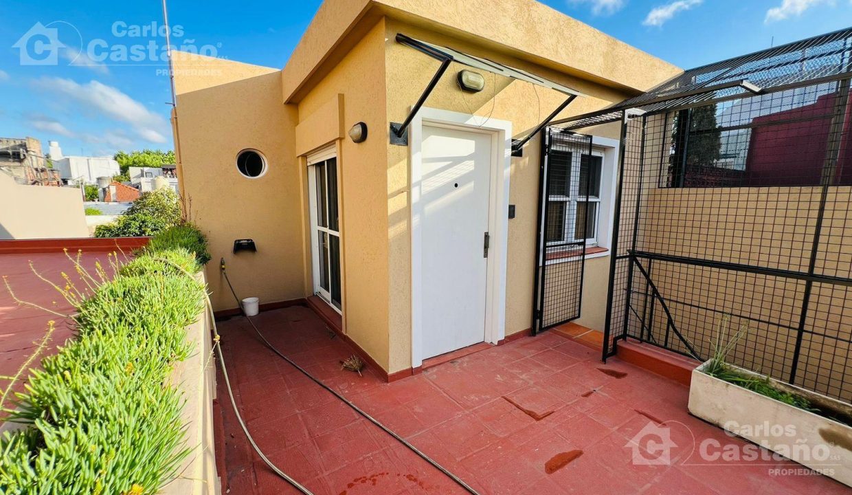 7003501_80661001603206899369756945500620255679331653883776269184078218707299797800377