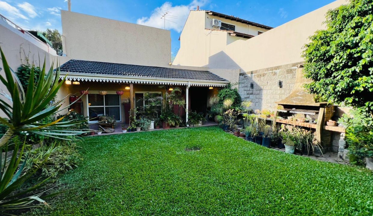 7003501_84023940474724464613772969290675376289936646720155479712412735577474477925288