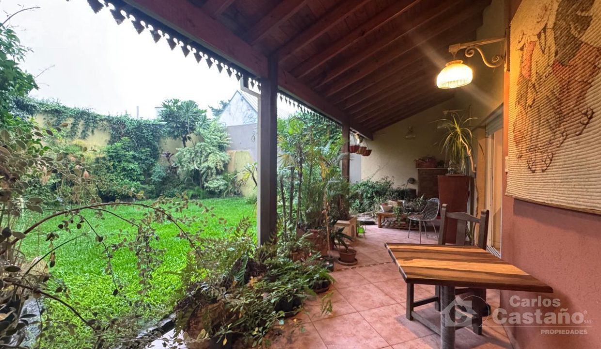 7003501_95378086511017631831387769560941199101405824731745344613675326435000646002143