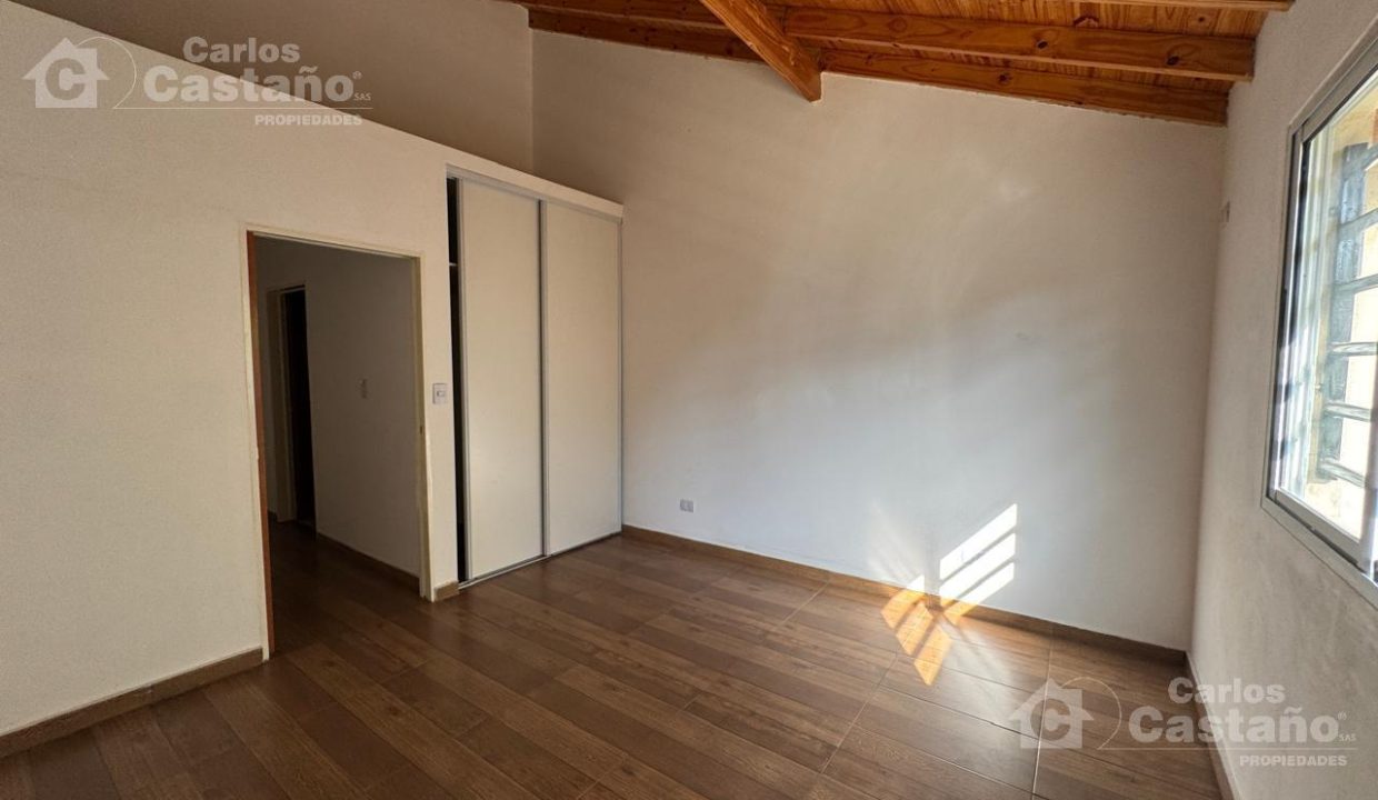 7003753_19530834856246397562431712961848977004325713264048634861700934112606298352314