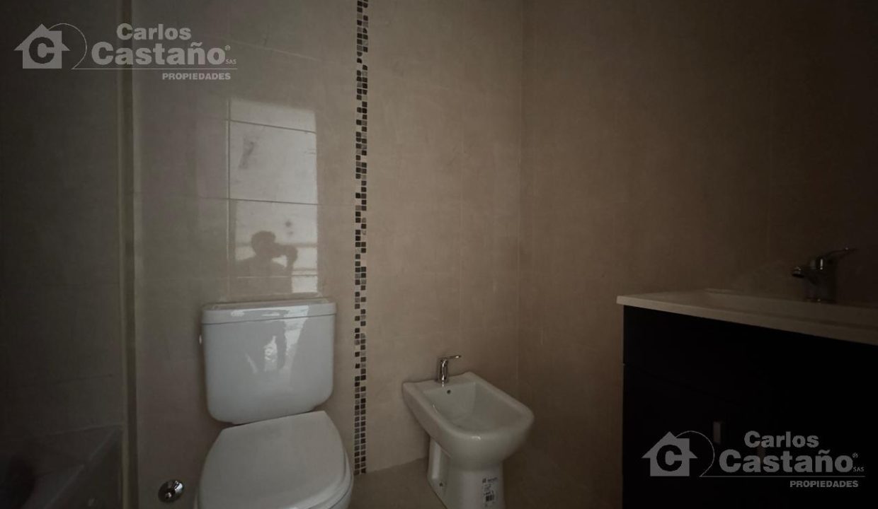 7003753_6626760963014172449920757339291839844950937038975265760837553817699062607800