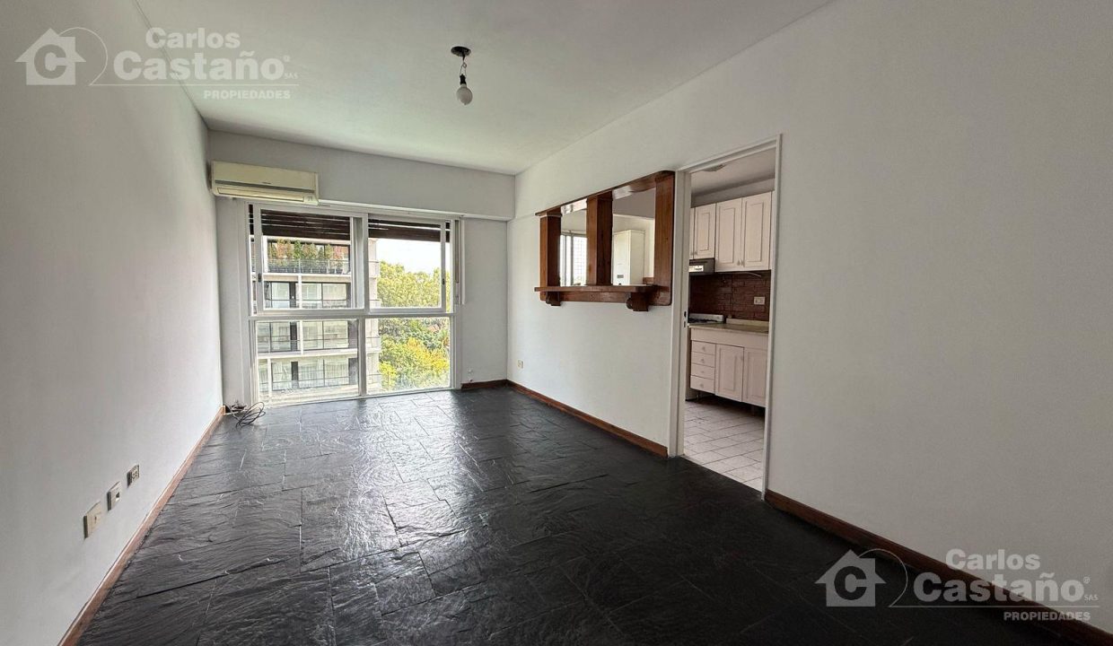 7003846_56746180476224187300624955834705048460280844523393812049468770738708727130171