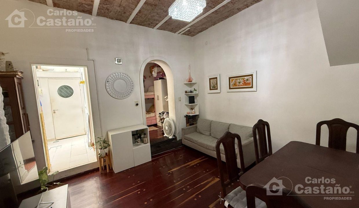 7003860_97534275371330036575710480169045591004987839743534637604882207675632192698141