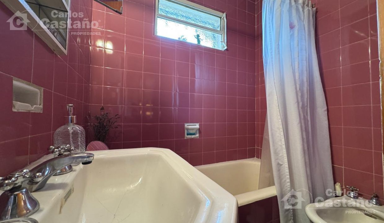 7009129_104470447030860501633325759889168008515767360816178480063719698084944976840871