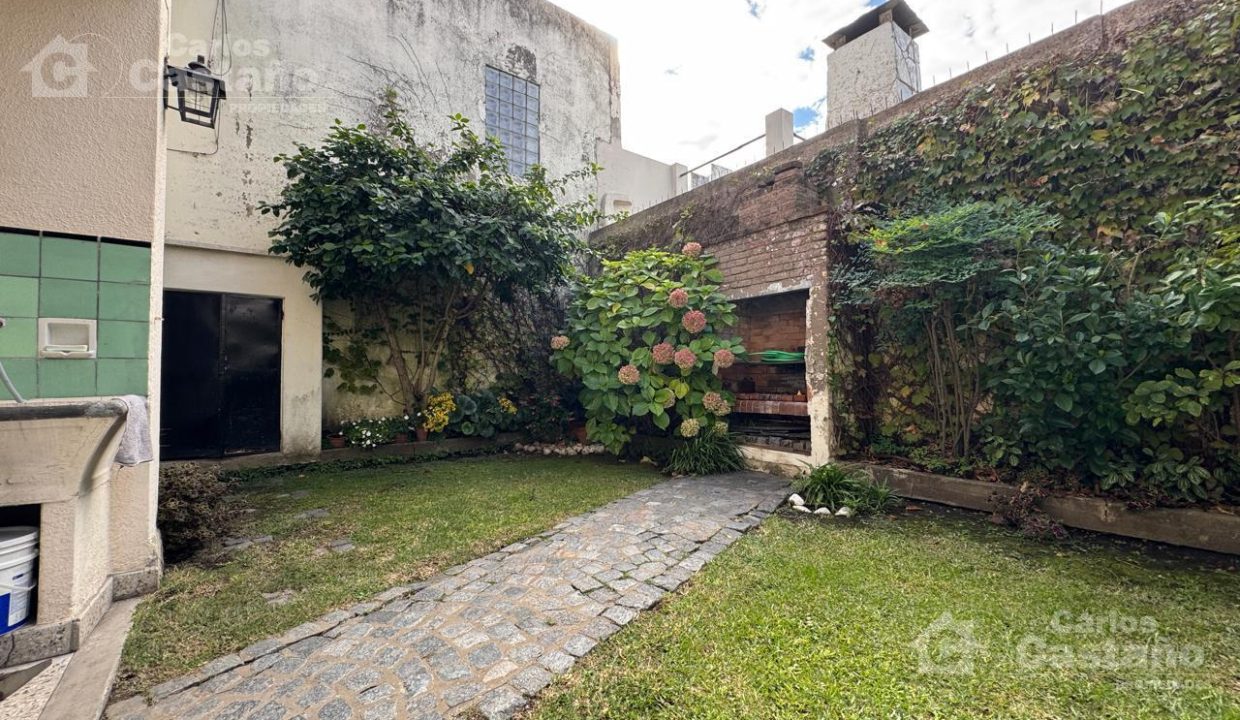 7009129_19564174020570251605300454207083396823504185350568760760874824329562667319391