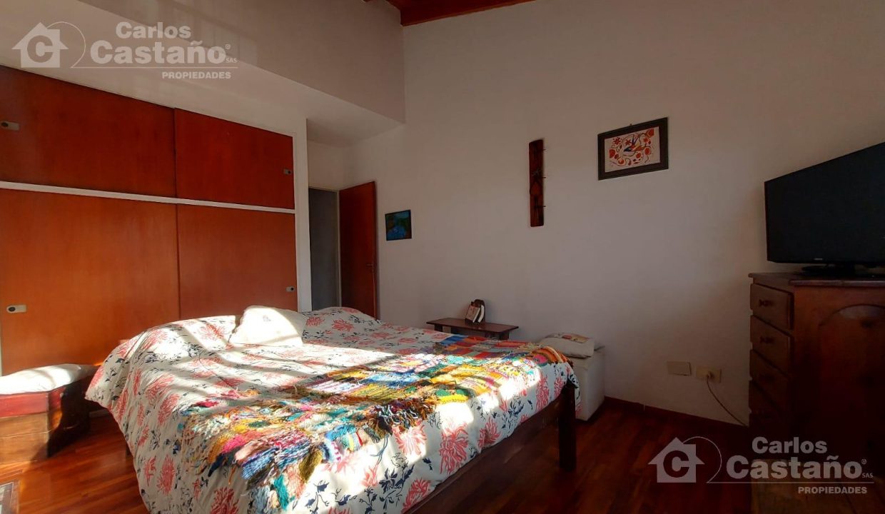 7016068_56898066358838979300257113019864752180956137636108058201619968495275912860917