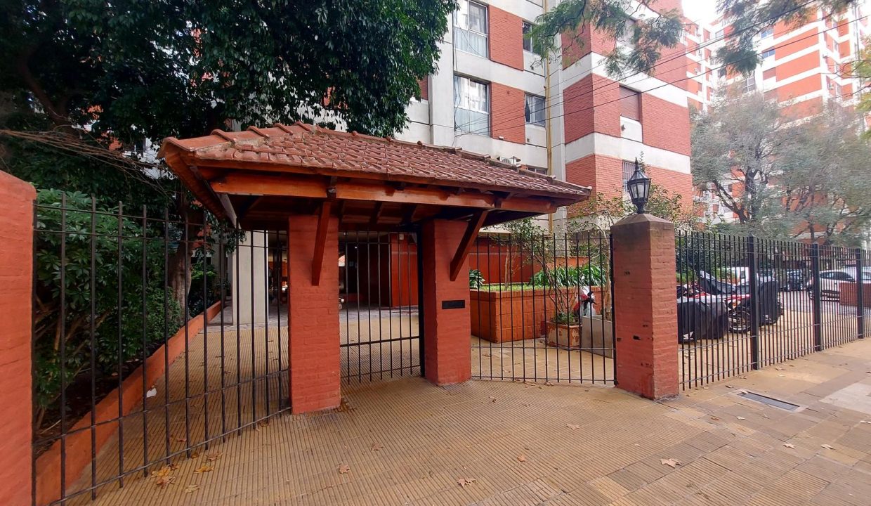 7016101_49979780040228051401679348885532903609618596874199922467493456764042569944057