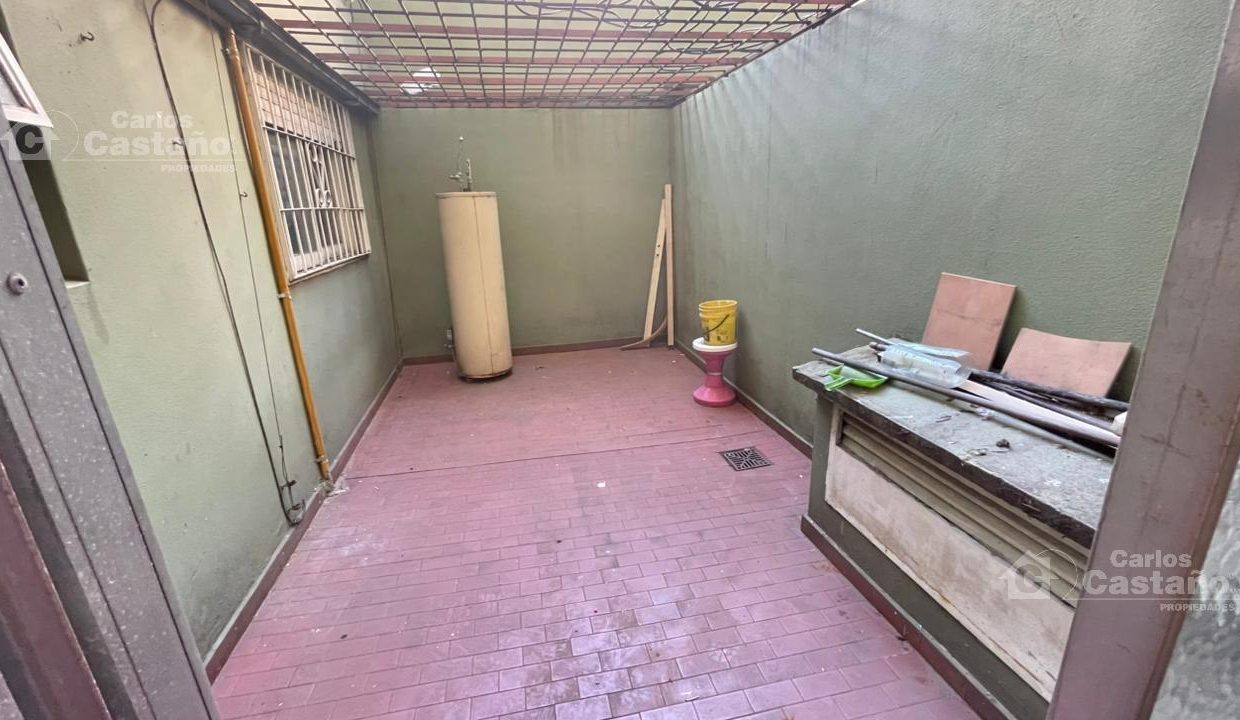 7019129_100579288898254481712716842939752394121243262625246869402271927618075604281643