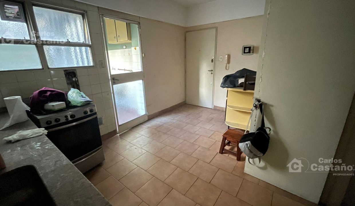 7019129_45268477516786698059410883205977417959459593020620102315386185150441738718080