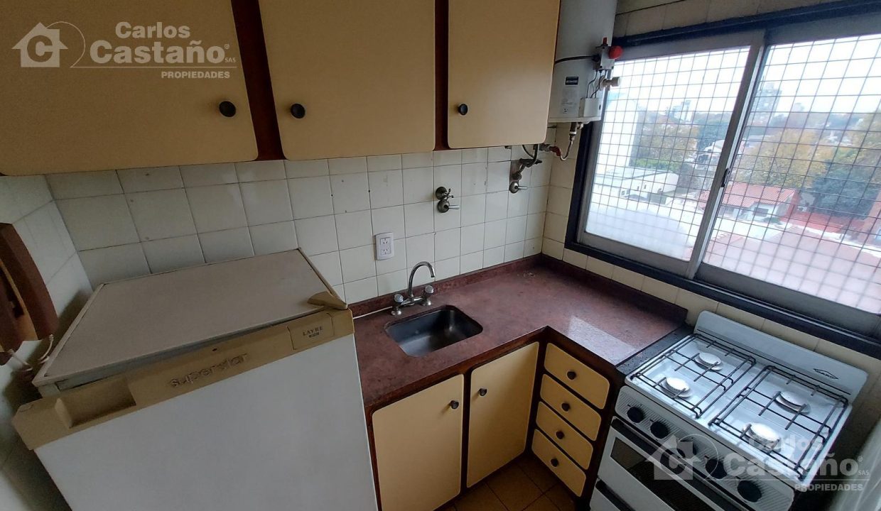 7024150_115040232875091964591278463179356957605547290406060616382491083181127475050544