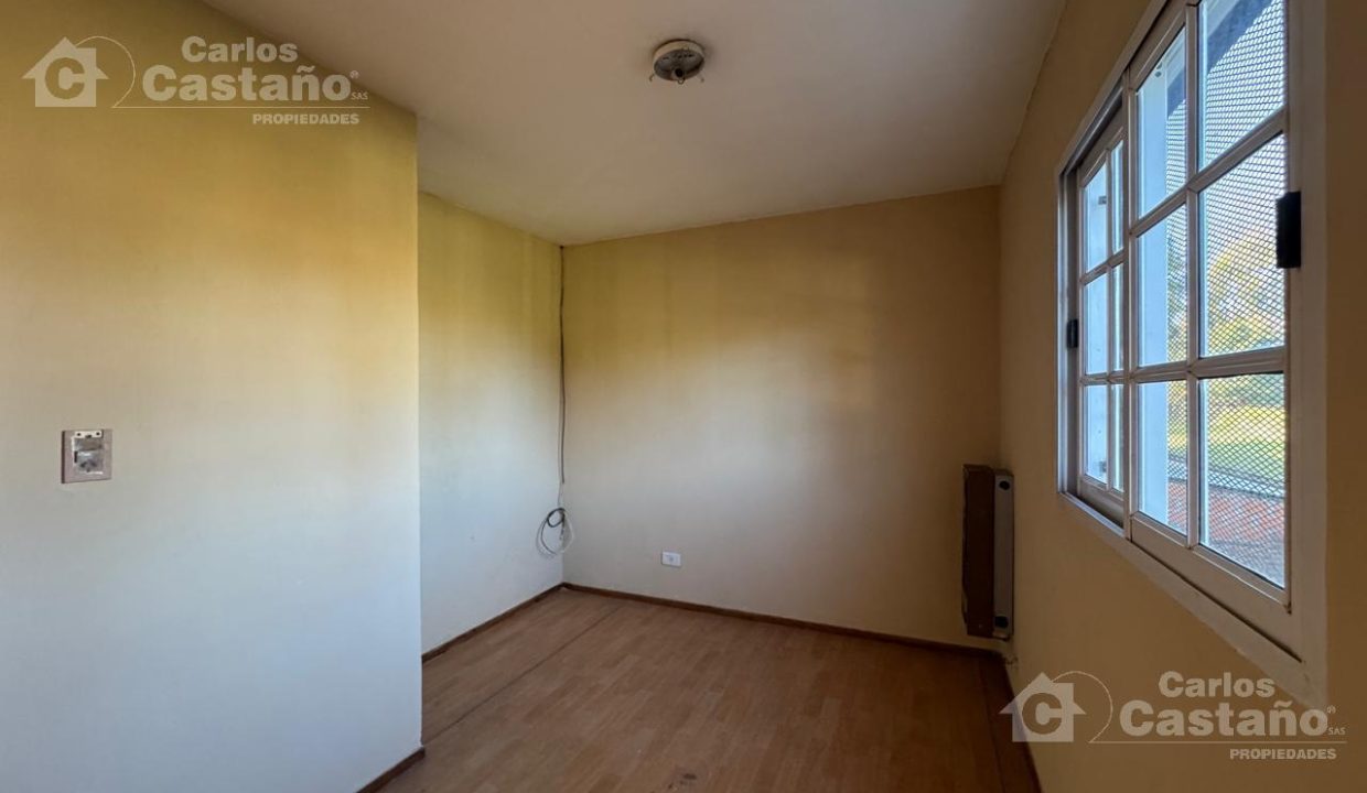 7027169_43405446558314146979338498189275561552004150144426024709976965772994020480354