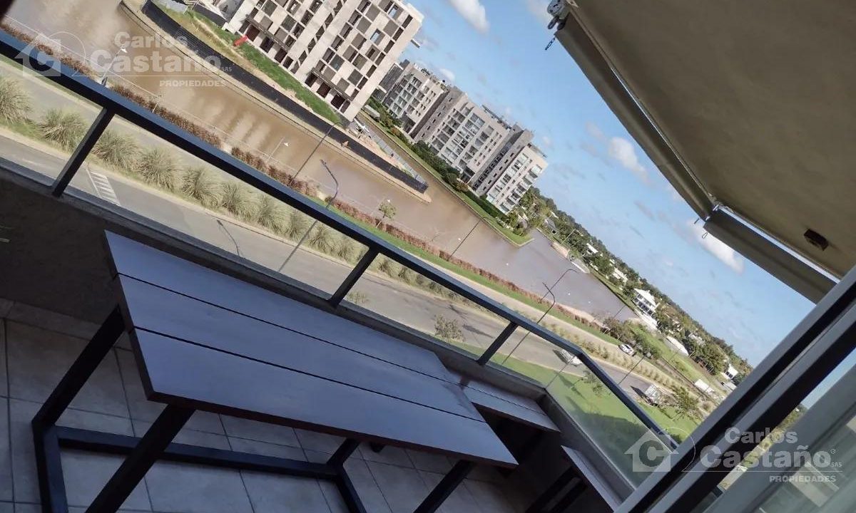 7027572_92894172138934104847783938838097611910746711799943854565103761274070235640181