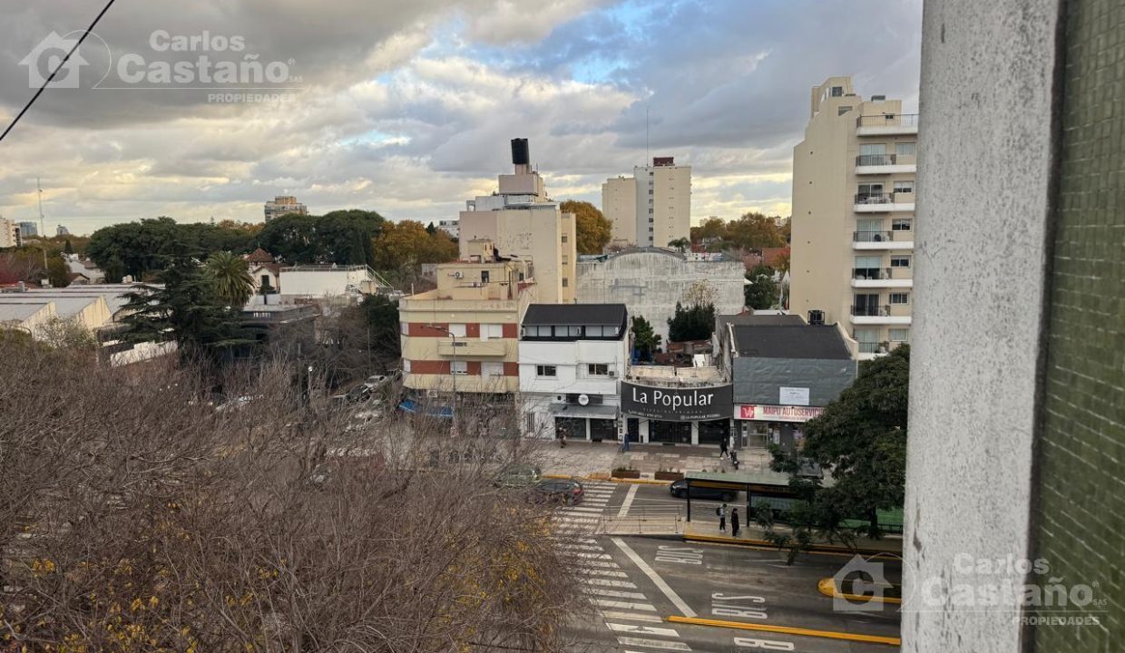 7030132_67018950193587587961580012017665635226564246050481384382065943254457615960511