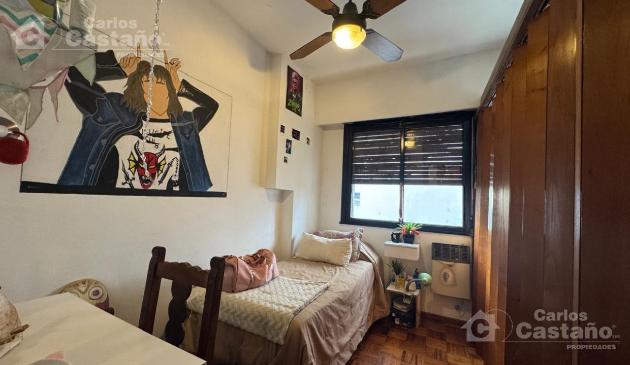 7030132_94023449221883605215555280213012911151866509762031958385687325645413889708548