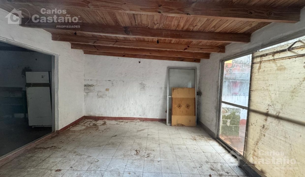 7046330_95354621263692526903502241468126937279874172215815778701266568044382366825837