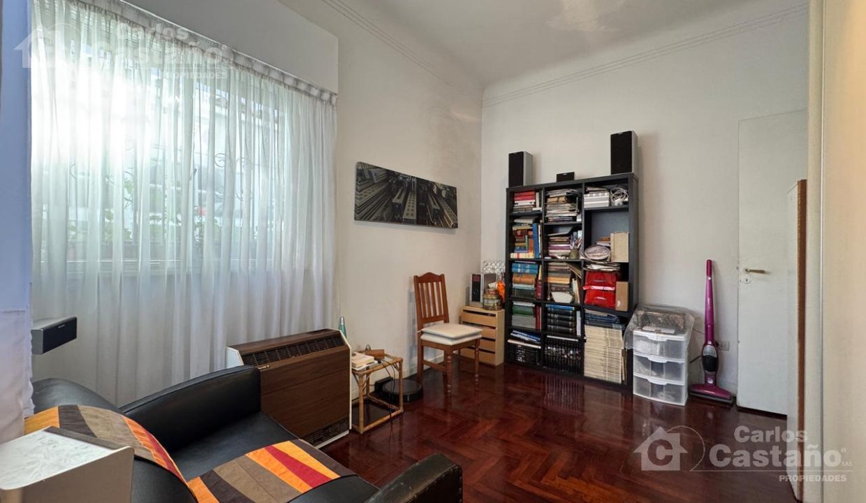 7060836_13739943111772973287242244474536762726568717956257473866054417530948768797589