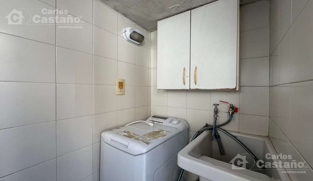 7060836_9188245231716614237609138350263934153051723474401319668008772025301619740845