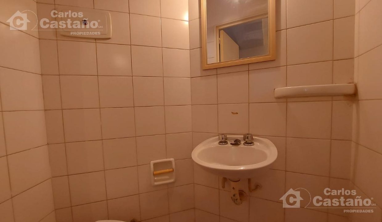 7066963_28724727853998188732665868136960404385839409856875699678993017870502037601977