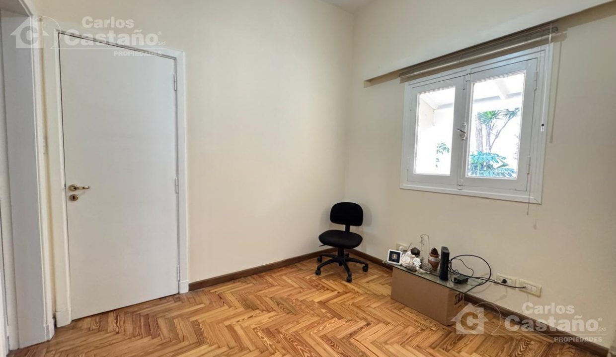 7070626_64790267456097232489734443391635382100128890802869695392754417691114679314568