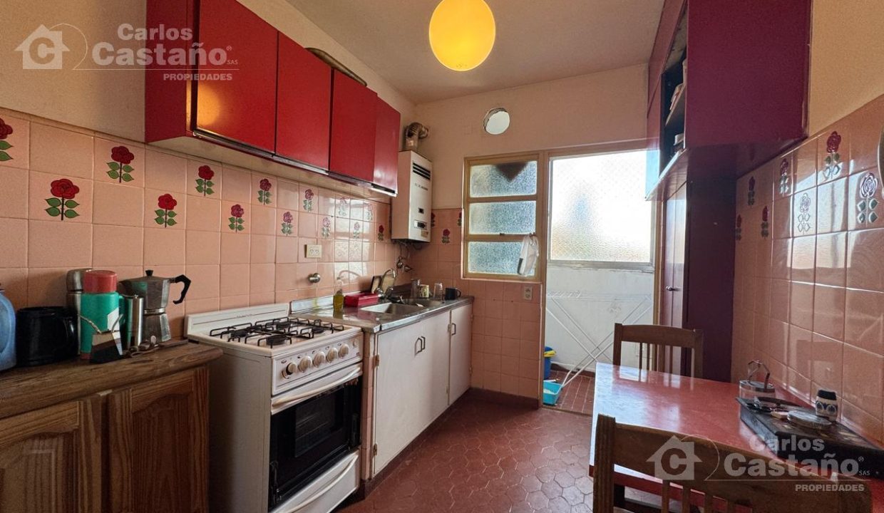 7080423_108142648824833343764664708535225540317871297458605322852102773539500429126106