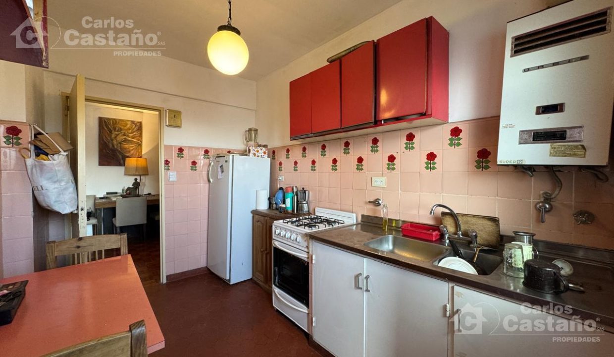 7080423_40922848501440623147542910790478820353187193750252399118432044171317765664778