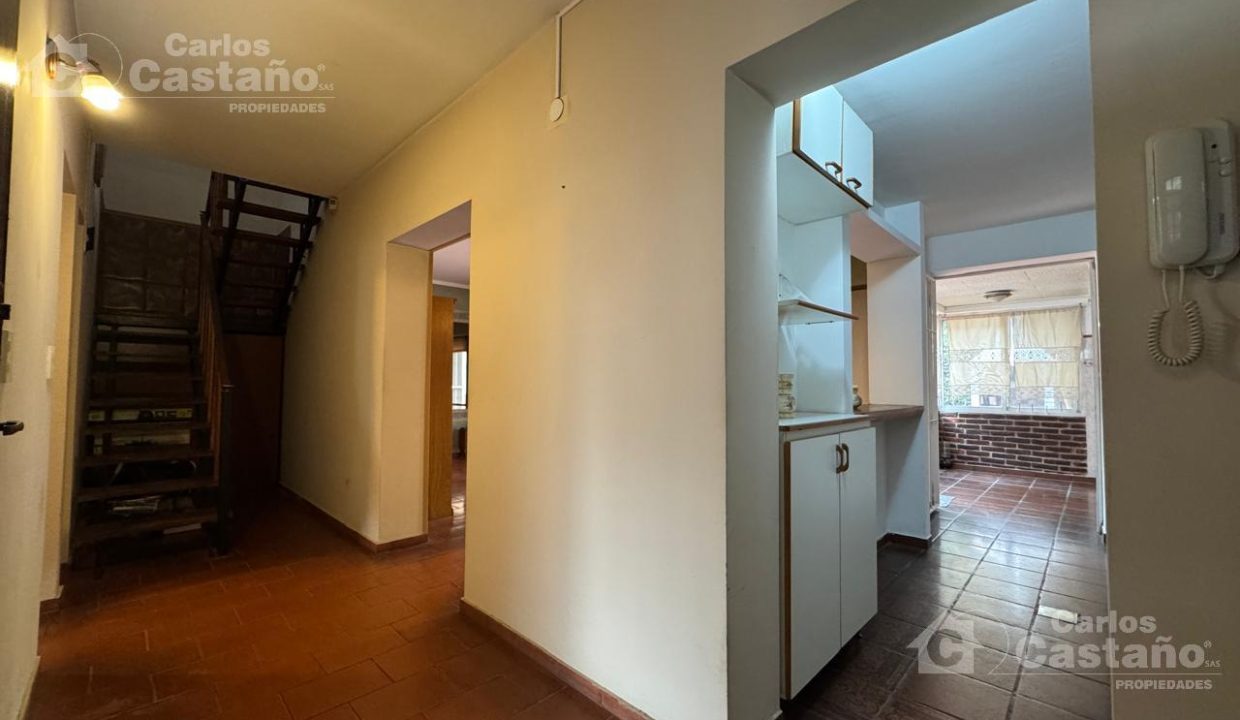 7091075_11748569381826867315853043391567011375247871789959131504487485404814117760026