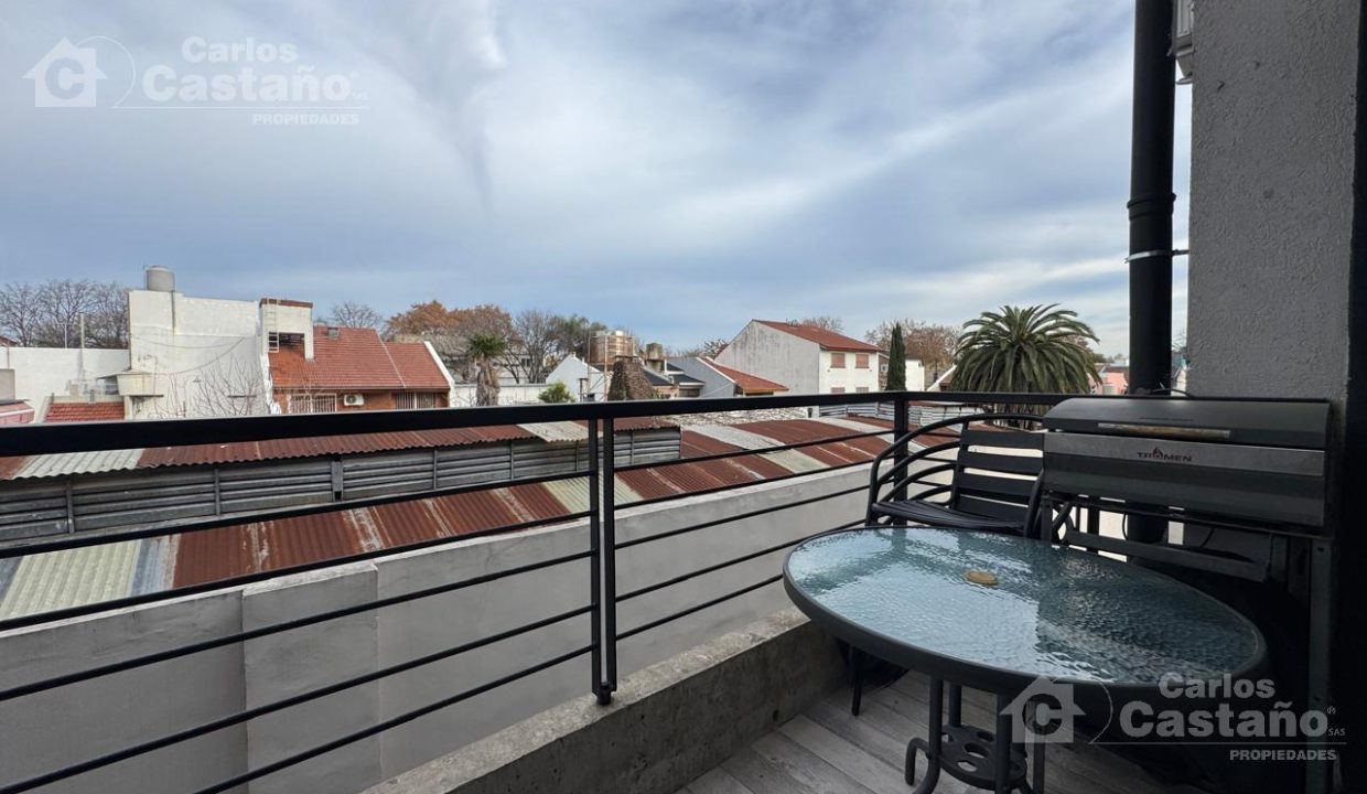 7092873_95009940730820087044145373974321034153272572978447845033021605474938411740939