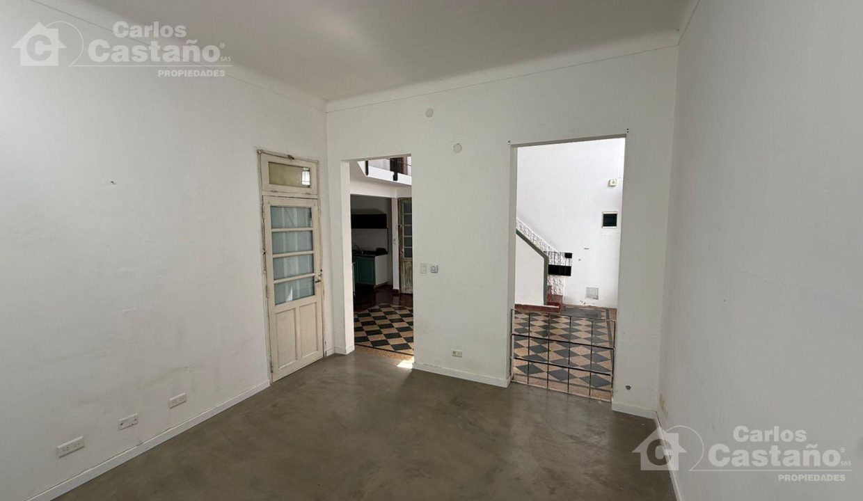 7104617_70002665831132472002930124148857007324744347635529517164076677606883245761719