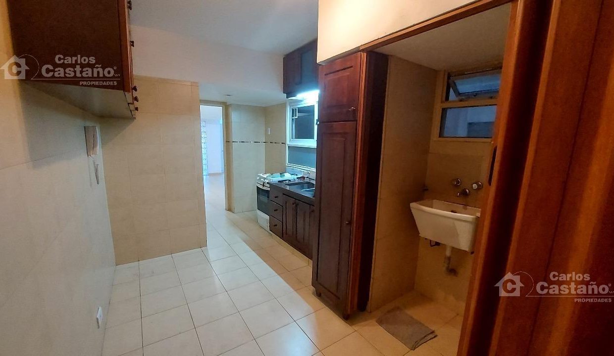 7124523_100746389384698297792275747459146088673627846490588648178146173684187061011864