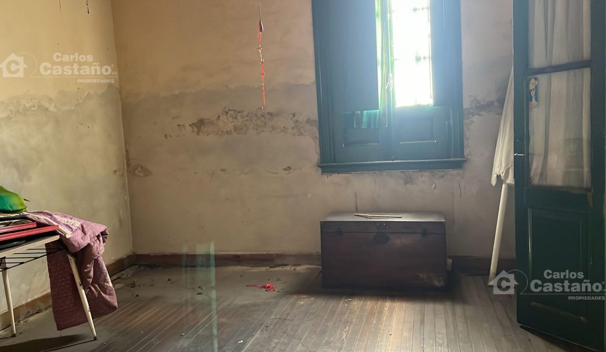 7148024_97710104315683088166176713316097196629133090453827699369992847668780750803425