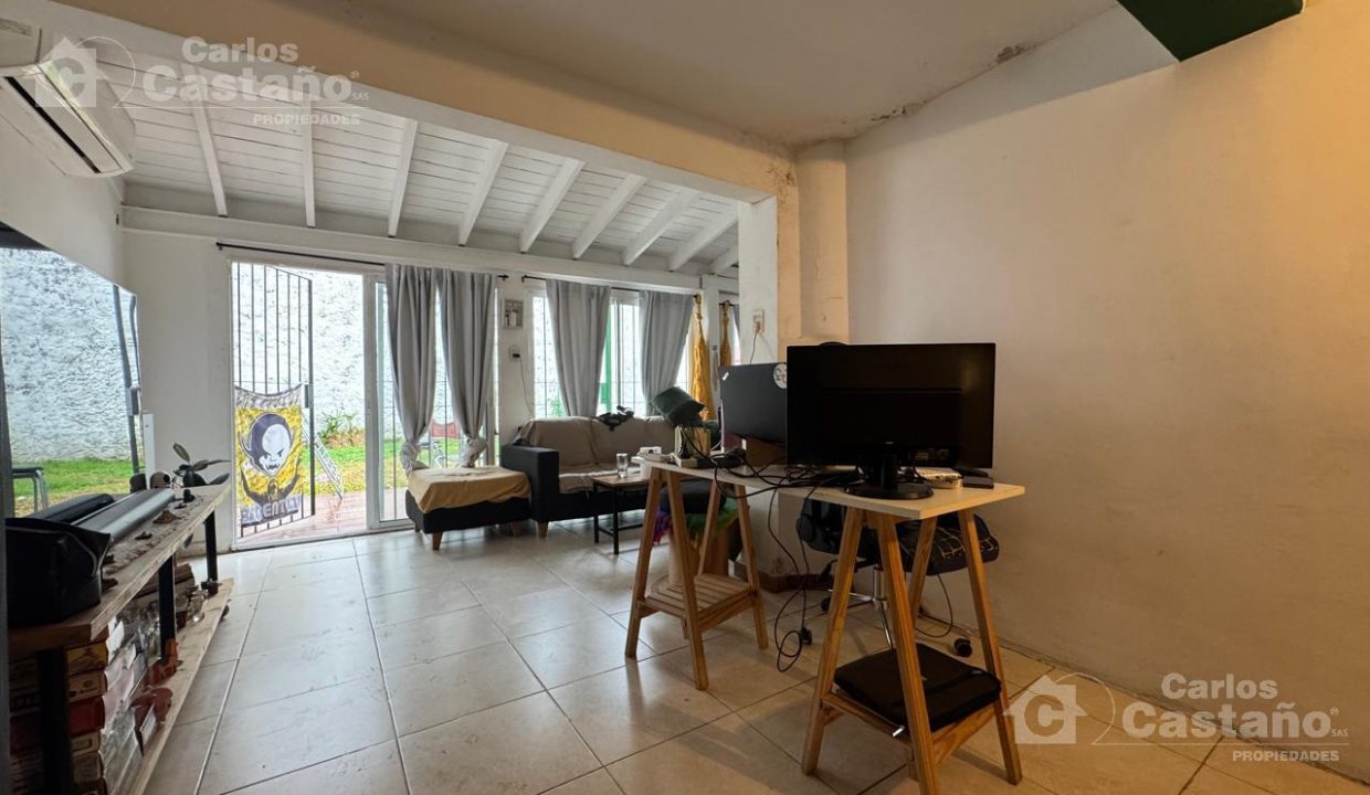 7162356_114350716007406321982047143158313379962044709087714274375864054938321633263487