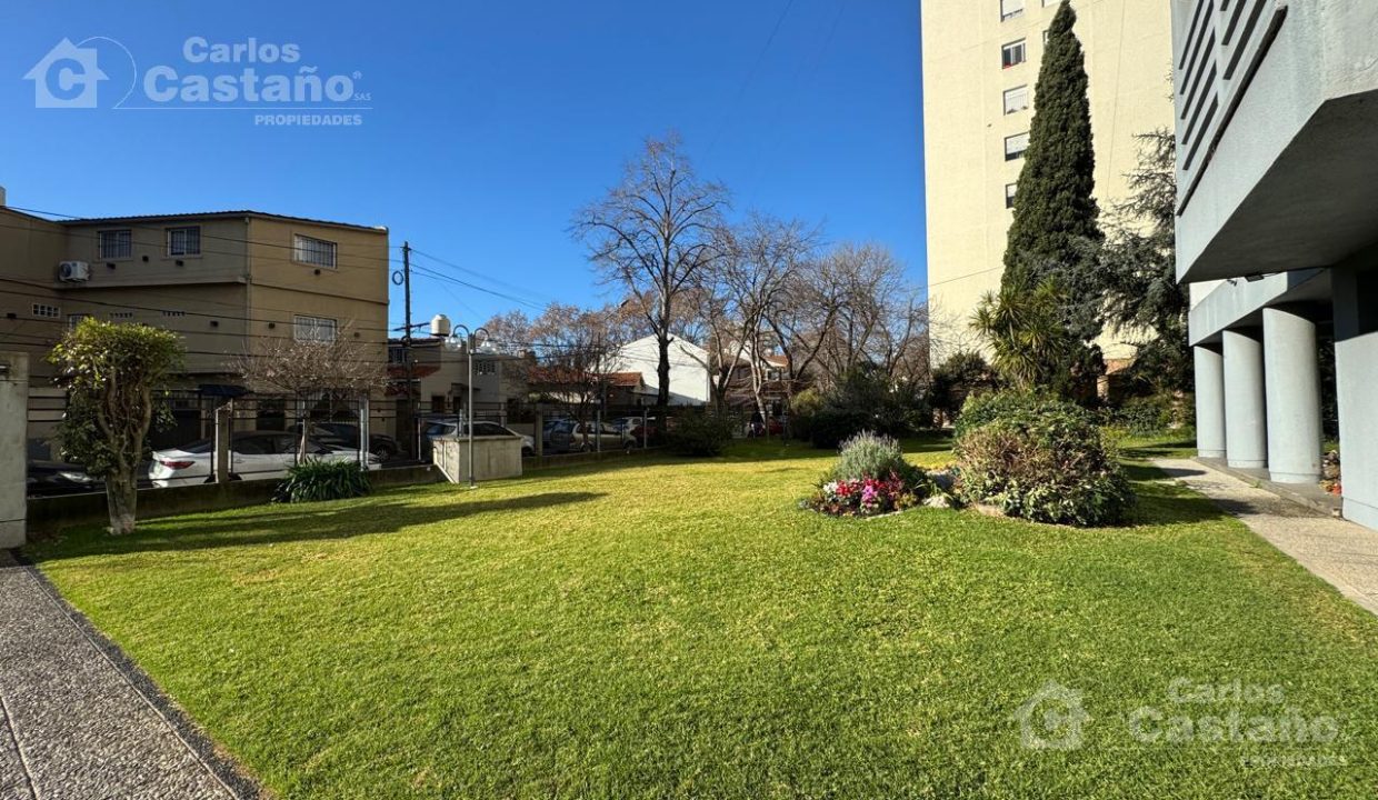 7167669_110058009301334992062469785266048944002723048158351998619012712487322922827914