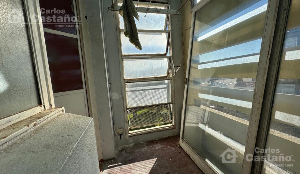 7167669_96710824941905479597352325885603175815967741415912147463468736280528956221446